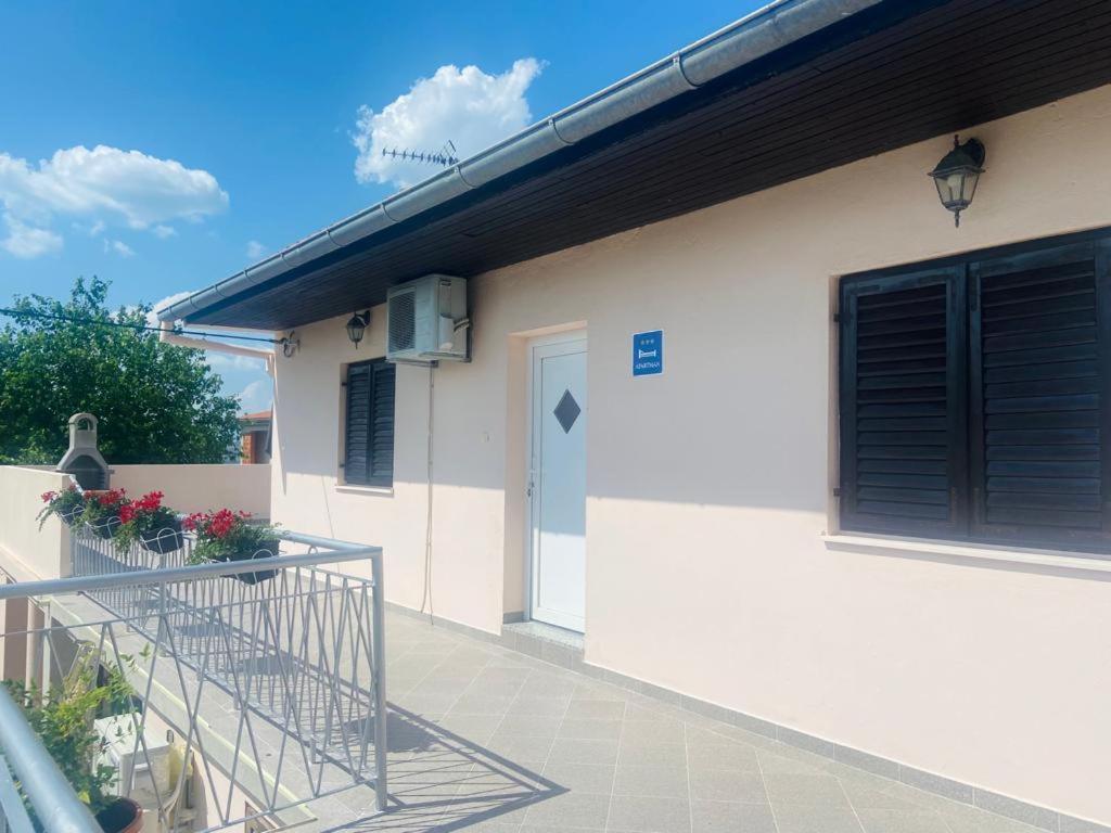 Apartman Nina Posedarje Exterior photo